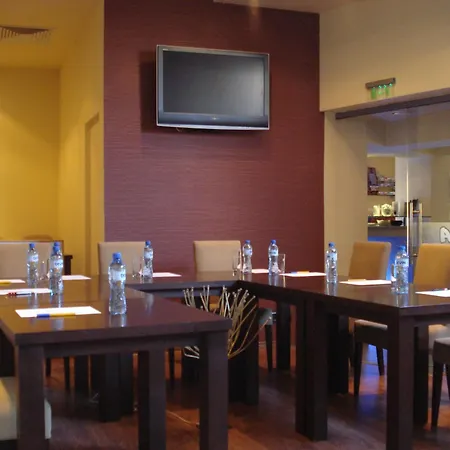 Alpha Family 2* بلاغويفغراد